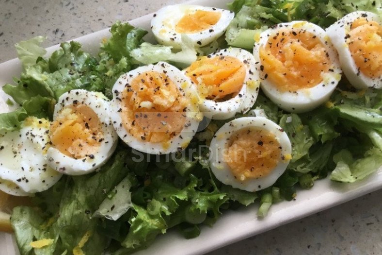 Yumurtalı Marul Salatası
