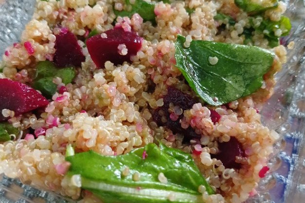 Kinoa Salatası