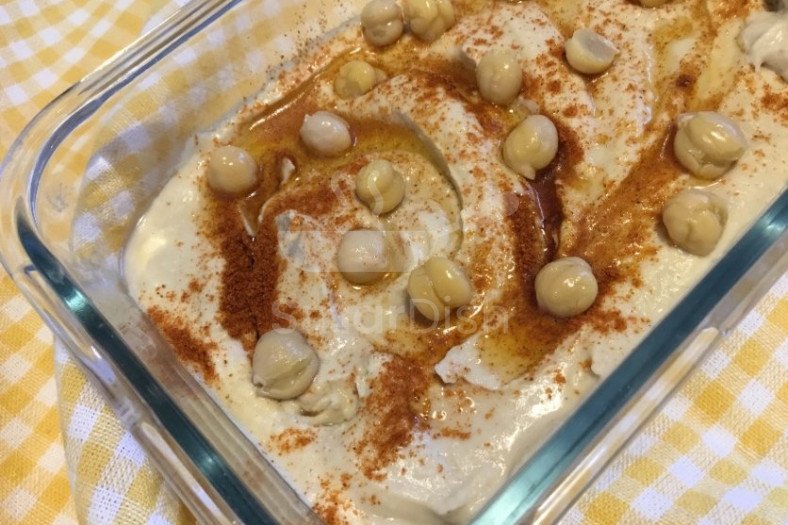Klasik Humus Mezesi