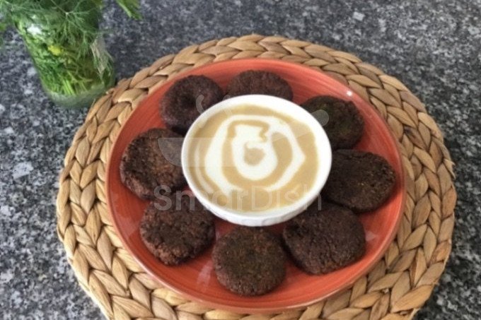 Tahin Soslu Falafel