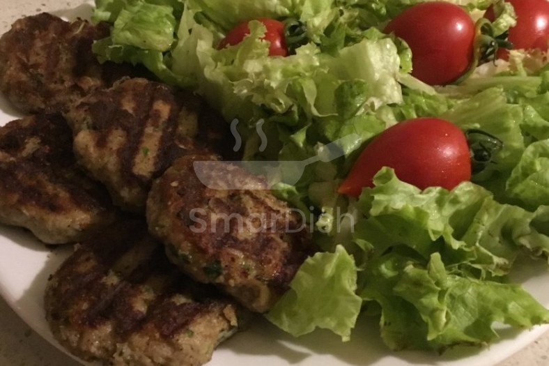Tembel Tavuk Köftesi