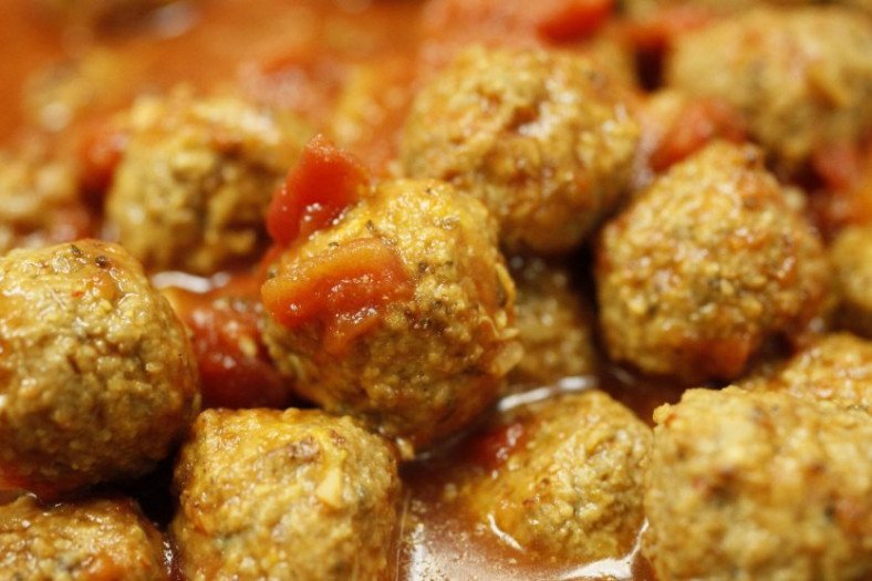 Domates Mücveri (Tomatokeftedes)